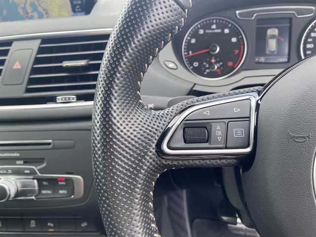 アウディ Ｑ３ Sラインコンペティション 福岡県 2018(平30)年 2.8万km デイトナグレーパールエフェクト ・１オーナー/・純正メモリーナビ／ＣＤ／ＤＶＤ/・バックカメラ/・ハーフレザーシート／シートヒーター/・社外ドライブレコーダー/・フルセグ/・ＥＴＣ/・純正１９ＡＷ/・プッシュスタート/・パーキングアシスト/・アイドリングストップ/・スマートキー/・スペアキー/・フルフラットシート/・オートライト/・LEDライト/・保証書/・取扱説明書