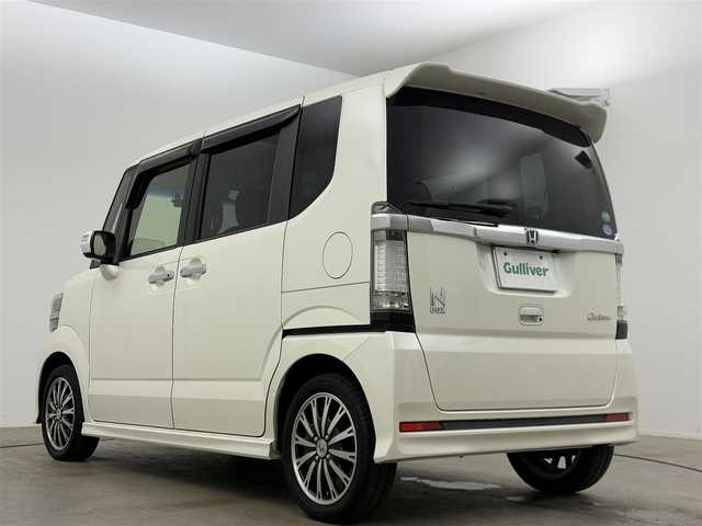 ホンダ Ｎ ＢＯＸ カスタム ターボ SSパッケージ 岡山県 2014(平26)年 4.4万km プレミアムホワイトパール 両側電動スライドドア/クルーズコントロール/パドルシフト/純正ドライブレコーダー（前後）/純正８インチナビ/フルセグTV/Bluetooth/パドルシフト/LEDヘッドライト/バックカメラ/アイドリングストップ