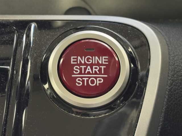 ホンダ Ｎ ＢＯＸ カスタム ターボ SSパッケージ 岡山県 2014(平26)年 4.4万km プレミアムホワイトパール 両側電動スライドドア/クルーズコントロール/パドルシフト/純正ドライブレコーダー（前後）/純正８インチナビ/フルセグTV/Bluetooth/パドルシフト/LEDヘッドライト/バックカメラ/アイドリングストップ