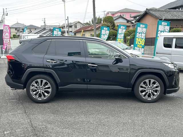 トヨタ ＲＡＶ４ G Zパッケージ 愛知県 2022(令4)年 1.7万km アティチュードブラックマイカ /禁煙車/ワンオーナー//純正9インチナビ・フルセグTV//USB/Miracast/BT//ビルトインETC//前後ドライブレコーダー（ZDR-035）//トヨタセーフティセンス//プリクラッシュセーフティ//レーントレーシングアシスト//ブラインドスポットモニター//前後クリアランスソナー//黒合皮レザーシート//D席パワーシートメモリ付き//前席シートヒーター//前席シートベンチレーション//ステアリングヒーター//パワーバックドア//LEDオートライト//電格ミラーウインカー//走行モード切替//ダウンヒルアシストコントロール//横滑り防止（TRC）//スペアキー//取扱説明書//新車保証書
