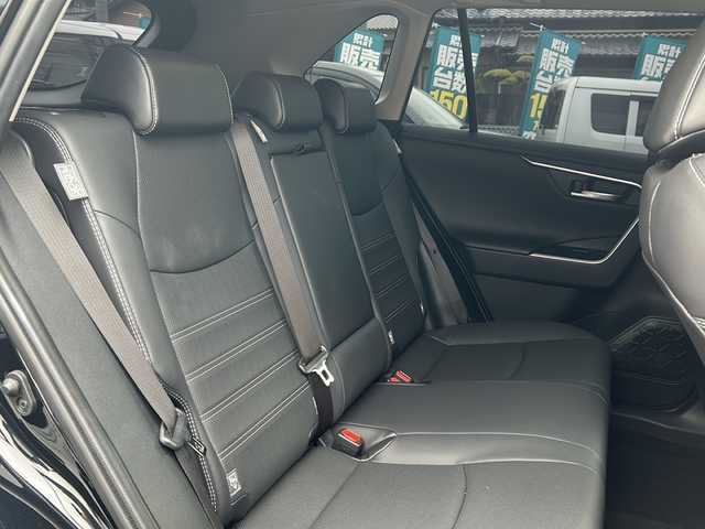 トヨタ ＲＡＶ４ G Zパッケージ 愛知県 2022(令4)年 1.7万km アティチュードブラックマイカ /禁煙車/ワンオーナー//純正9インチナビ・フルセグTV//USB/Miracast/BT//ビルトインETC//前後ドライブレコーダー（ZDR-035）//トヨタセーフティセンス//プリクラッシュセーフティ//レーントレーシングアシスト//ブラインドスポットモニター//前後クリアランスソナー//黒合皮レザーシート//D席パワーシートメモリ付き//前席シートヒーター//前席シートベンチレーション//ステアリングヒーター//パワーバックドア//LEDオートライト//電格ミラーウインカー//走行モード切替//ダウンヒルアシストコントロール//横滑り防止（TRC）//スペアキー//取扱説明書//新車保証書