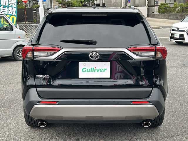 トヨタ ＲＡＶ４ G Zパッケージ 愛知県 2022(令4)年 1.7万km アティチュードブラックマイカ /禁煙車/ワンオーナー//純正9インチナビ・フルセグTV//USB/Miracast/BT//ビルトインETC//前後ドライブレコーダー（ZDR-035）//トヨタセーフティセンス//プリクラッシュセーフティ//レーントレーシングアシスト//ブラインドスポットモニター//前後クリアランスソナー//黒合皮レザーシート//D席パワーシートメモリ付き//前席シートヒーター//前席シートベンチレーション//ステアリングヒーター//パワーバックドア//LEDオートライト//電格ミラーウインカー//走行モード切替//ダウンヒルアシストコントロール//横滑り防止（TRC）//スペアキー//取扱説明書//新車保証書