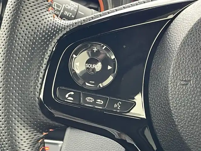 ホンダ Ｎ ＯＮＥ RS 宮城県 2022(令4)年 2.2万km クリスタルブラックパール 純正ナビ　/アダプティブクルーズコントロール　/衝突被害軽減　/レーンキープアシスト　/シートヒーター　/ＬＥＤヘッドライト　/電子制御パーキングブレーキ　/専用１５インチアルミホイール　/ハーフレザーシート　/フルLEDリアコンビネーションランプ/充電用USBジャック/フルセグTV/CD/DVDプレーヤー/Bluetoothオーディオ/禁煙車