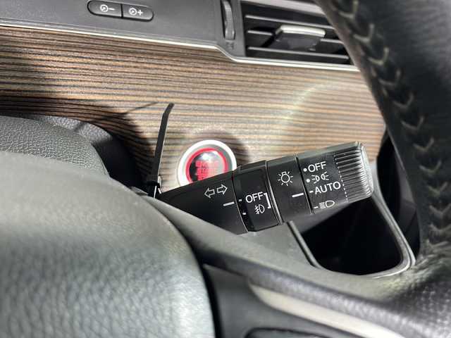 ホンダ フリード クロスター ホンダセンシング 広島県 2021(令3)年 3.4万km クリスタルブラックパール ホンダセンシング/・レーンキープアシスト/・オートハイビーム/純正9型SDナビ/・フルセグTV/・CD DVD /・Bluetooth/バックカメラ/両側パワースライドドア/ハーフレザーシート/前席シートヒーター/ドライブレコーダー/ETC/スマートキー/プッシュスタート/革巻きステアリング/ステアリングリモコン/純正フロアマット/社外ドアバイザー