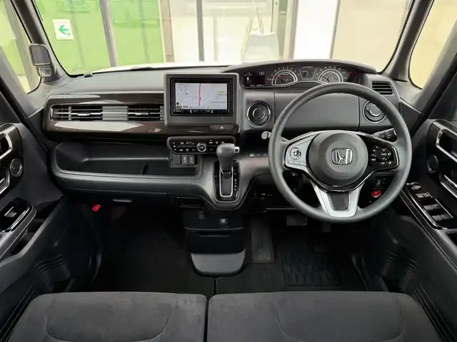 ホンダ Ｎ ＢＯＸ カスタム G L ホンダセンシング 道南・函館 2020(令2)年 4万km プラチナホワイトパール ・Honda SENSING//衝突軽減ブレーキ//車線逸脱防止支援システム//車線維持支援システム//アダプティブクルーズコントロール/・社外メモリナビ/・フルセグTV/・バックカメラ/・純正エンジンスターター/・ドライブレコーダー前後/・ETC/・片側パワースライドドア/・運転席シートヒーター/・純正LEDヘッドライト/・LEDフロントフォグランプ/・オートライト
