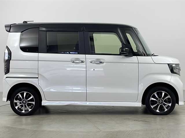 ホンダ Ｎ ＢＯＸ カスタム G L ホンダセンシング 道央・札幌 2020(令2)年 3万km プラチナホワイトパール ・Honda SENSING/・アダプティブクルーズコントロール/・社外ナビ/・フルセグTV/・バックカメラ/・純正エンジンスターター/・ドライブレコーダー前後/・ETC/・片側パワースライドドア/・運転席シートヒーター/・純正LEDヘッドライト/・LEDフロントフォグランプ/・オートライト