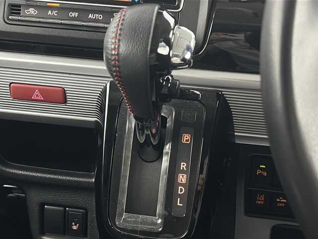 スズキ スペーシア カスタム HYBRID XS 宮城県 2021(令3)年 3.8万km ピュアホワイトP スズキセーフティサポート/・デュアルセンサーブレーキサポート/・標識認識システム/・車線逸脱警報機能/・車線逸脱抑制機能/・車線維持支援システム/・レーダークルーズコントロール/純正7インチナビ（CN-HE01WD)/・フルセグTV/・CD/DVD.BT.SD.USB/バックカメラ/両側パワースライド/革巻きステアリング/ハーフレザーシート/ステアリングスイッチ/シートヒーター（D席）/純正AW/社外ドラレコ（F.R）/LEDヘッドライト/プッシュスタート/スマートキー/ロールサンシェード/純正フロアマット
