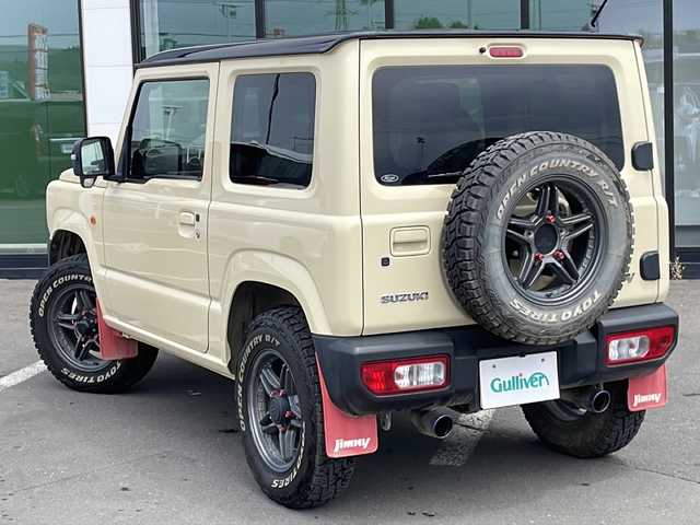 スズキ ジムニー XC 道東・釧路十勝 2021(令3)年 1.8万km シフォンアイボリーメタリックブラック2トーンルーフ ・４WD/・アルパイン9インチナビ/（CD・DVD・AM・FM・BT・フルセグ）/・バックカメラ/・ナビ連動前後ドライブレコーダー/・クルーズコントロール/・ステアリングスイッチ/・スマートキー/・プッシュスタート/・オートライト/・オートハイビーム/・横滑り防止装置/・純正ETC/・シートヒーター/・LEDヘッドライト/・純正ゴムマット/・ヘッドライトウォッシャー/・純正マットガード/・電動格納ミラー