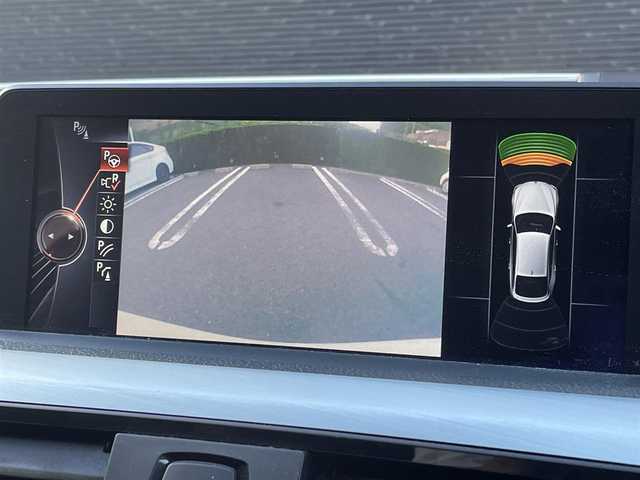 ＢＭＷ ３３５ｉ グランツーリスモ Mスポーツ 大分県 2014(平26)年 8.5万km アルピンホワイトⅢ 保証書/取扱説明書/純正ナビ/Bluetooth/バックカメラ/USB/サンルーフ/フルレザーシート/パワーシート（D席/N席）/シートヒーター（D席/N席）/電動格納ミラー/アンビエントライト/電動リアゲート/純正フロアマット有/純正18インチアルミホイール