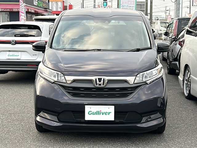 ホンダ フリード G ブラックスタイル 愛知県 2023(令5)年 3.3万km トワイライトミストブラックパール /禁煙/ワンオーナー/ディーラー整備記録簿R5.6.7//純正ナビ/フルセグTV/BT/USB/CD/DVD//TVキャンセラー/バックカメラ/ETC//純正前後ドライブレコーダー(DRH-204VD)//両側パワースライドドア//アイドリングストップ//LEDヘッドランプ/オートライト/オートハイビーム//ACC/LKAS/CMBS/RSA//電動格納ウィンカーミラー//純正15インチAW//シートリフト//ECON//ステアリングスイッチ//純正フロアマット//純正ドアバイザー//保証書//取扱説明書//スペアスマートキー有