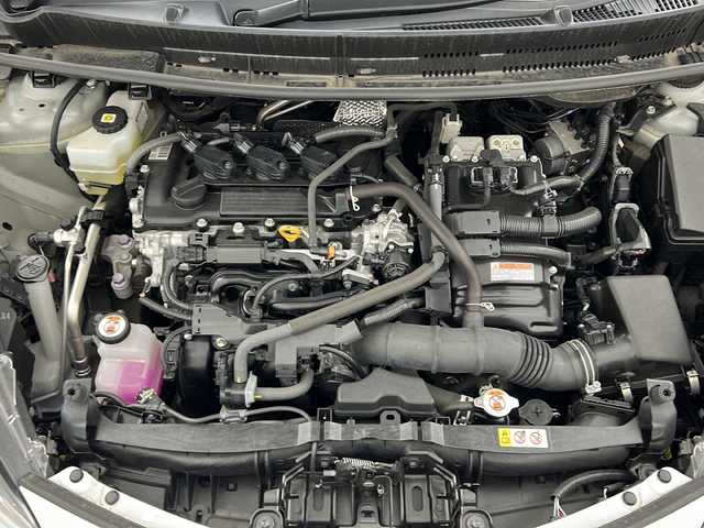 トヨタ アクア X 宮城県 2021(令3)年 6.7万km プラチナホワイトパールマイカ Toyota Safety Sense/・プリクラッシュセーフティ/・レーントレーシングアシスト/・レーダークルーズコントロール/・オートマチックハイビーム/ブラインドスポットモニター/全周囲カメラ/純正7型DAナビ/・BT.ミラーキャスト/ビルトインETC/プッシュスタート/スマートキー/LEDヘッドライト/ステアリングスイッチ/社外フロアマット/純正ホイルキャップ/AC100V充電