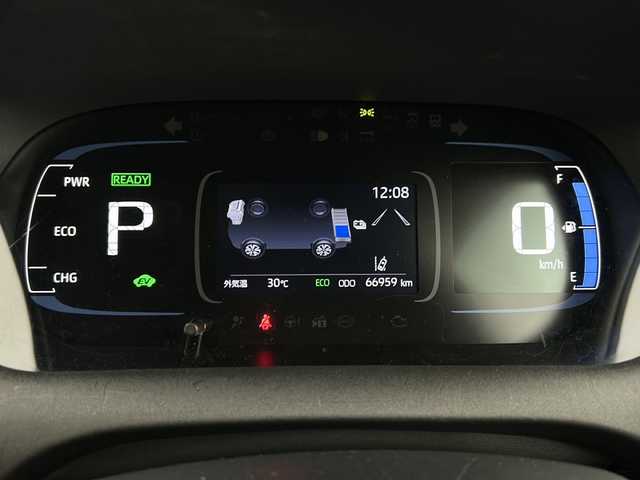 トヨタ アクア X 宮城県 2021(令3)年 6.7万km プラチナホワイトパールマイカ Toyota Safety Sense/・プリクラッシュセーフティ/・レーントレーシングアシスト/・レーダークルーズコントロール/・オートマチックハイビーム/ブラインドスポットモニター/全周囲カメラ/純正7型DAナビ/・BT.ミラーキャスト/ビルトインETC/プッシュスタート/スマートキー/LEDヘッドライト/ステアリングスイッチ/社外フロアマット/純正ホイルキャップ/AC100V充電