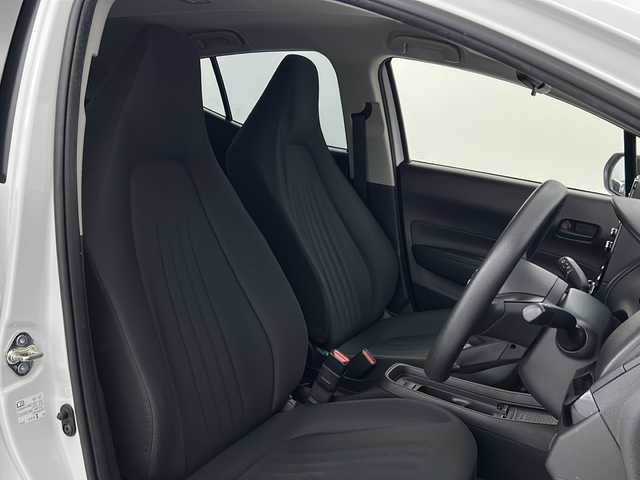 トヨタ アクア X 宮城県 2021(令3)年 6.7万km プラチナホワイトパールマイカ Toyota Safety Sense/・プリクラッシュセーフティ/・レーントレーシングアシスト/・レーダークルーズコントロール/・オートマチックハイビーム/ブラインドスポットモニター/全周囲カメラ/純正7型DAナビ/・BT.ミラーキャスト/ビルトインETC/プッシュスタート/スマートキー/LEDヘッドライト/ステアリングスイッチ/社外フロアマット/純正ホイルキャップ/AC100V充電