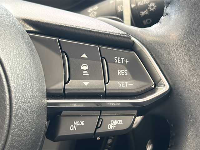 マツダ ＣＸ－３ XD スーパー エッジー 岐阜県 2022(令4)年 4.2万km ベージュⅡ カラー：48S/プラチナクォーツメタリック/（ブラックキャビン/VividMonotoneのみ）/純正ナビゲーション/Bluetooth/ＣＤ／ＤＶＤプレーヤー/地上デジタルＴＶチューナー（フルセグ）/３６０°ビュー・モニター/前後ドライブレコーダー/フロントパーキングセンサー（センター／コーナー）/合成皮革（ブラック／ピュアホワイト）/運転席＆助手席シートヒーター/Ｄ席メモリーシート/スマート・ブレーキ・サポート/マツダ・レーダー・クルーズ・コントロール/［全車速追従機能付］/ヘッドアップディスプレイ/ドライバー・アテンション・アラート/交通標識認識システム/アダプティブ・ＬＥＤ・ヘッドライト/電動格納リモコン式カラードドラミラー/ステアリングヒーター/ブラインドスポットモニター/ETC/プッシュスタート/スマートキー/スペアキー/１８インチアルミホイール（ブラックメタリック塗装）