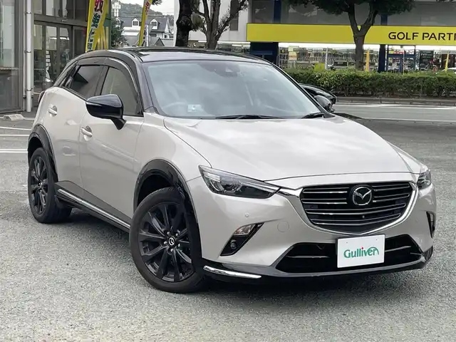 マツダ ＣＸ－３ XD スーパー エッジー 熊本県 2022(令4)年 4.2万km ゴールドⅡ 衝突軽減ブレーキ/プッシュスタート/純正ナビ/（CD・DVD・フルセグTV・BTオーディオ・USB）/全方位カメラ/ETC/前後ドライブレコーダー/純正18インチAW（ブラックメタリック塗装）/レーダークルーズ/パドルシフト/ハーフレザーシート/右前席パワーシート/前席シートヒーター/ステアリングヒーター/ドライバー・アテンション・アラート/LEDヘッドライト/オートライト/LEDフォグライト/前後コーナーセンサー/横滑り防止装置/ウィンカーミラー/純正フロアマット/純正ドアバイザー/新車保証書/取扱説明書/スマートスペアキー×1本/カラー番号：48S