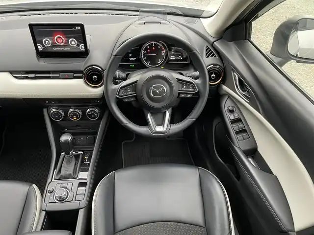 マツダ ＣＸ－３ XD スーパー エッジー 熊本県 2022(令4)年 4.2万km ゴールドⅡ 衝突軽減ブレーキ/プッシュスタート/純正ナビ/（CD・DVD・フルセグTV・BTオーディオ・USB）/全方位カメラ/ETC/前後ドライブレコーダー/純正18インチAW（ブラックメタリック塗装）/レーダークルーズ/パドルシフト/ハーフレザーシート/右前席パワーシート/前席シートヒーター/ステアリングヒーター/ドライバー・アテンション・アラート/LEDヘッドライト/オートライト/LEDフォグライト/前後コーナーセンサー/横滑り防止装置/ウィンカーミラー/純正フロアマット/純正ドアバイザー/新車保証書/取扱説明書/スマートスペアキー×1本/カラー番号：48S