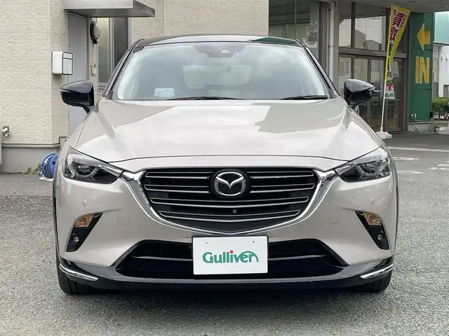 マツダ ＣＸ－３ XD スーパー エッジー 熊本県 2022(令4)年 4.2万km ゴールドⅡ 衝突軽減ブレーキ/プッシュスタート/純正ナビ/（CD・DVD・フルセグTV・BTオーディオ・USB）/全方位カメラ/ETC/前後ドライブレコーダー/純正18インチAW（ブラックメタリック塗装）/レーダークルーズ/パドルシフト/ハーフレザーシート/右前席パワーシート/前席シートヒーター/ステアリングヒーター/ドライバー・アテンション・アラート/LEDヘッドライト/オートライト/LEDフォグライト/前後コーナーセンサー/横滑り防止装置/ウィンカーミラー/純正フロアマット/純正ドアバイザー/新車保証書/取扱説明書/スマートスペアキー×1本/カラー番号：48S