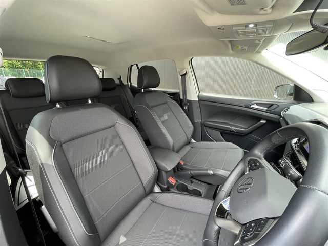 フォルクスワーゲン Ｔ－クロス TSI スタイル 長野県 2022(令4)年 0.8万km ベージュ 純正ナビ/フルセグＴＶ　/ＡｎｄｒｏｉｄＡｕｔｏ　/ＡｐｐｌｅＣａｒＰｌａｙ　/ＬＥＤヘッドライト＆フォグミラーリンク　/パークアシスト　/ＡＣＣ　/ワイヤレスチャージング　/ＥＴＣ２．０　/デジタルメーター　/スマートキー