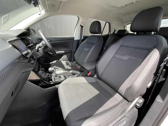 フォルクスワーゲン Ｔ－クロス TSI スタイル 長野県 2022(令4)年 0.8万km ベージュ 純正ナビ/フルセグＴＶ　/ＡｎｄｒｏｉｄＡｕｔｏ　/ＡｐｐｌｅＣａｒＰｌａｙ　/ＬＥＤヘッドライト＆フォグミラーリンク　/パークアシスト　/ＡＣＣ　/ワイヤレスチャージング　/ＥＴＣ２．０　/デジタルメーター　/スマートキー