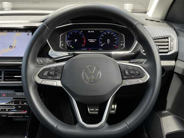 フォルクスワーゲン Ｔ－クロス TSI スタイル 長野県 2022(令4)年 0.8万km ベージュ 純正ナビ/フルセグＴＶ　/ＡｎｄｒｏｉｄＡｕｔｏ　/ＡｐｐｌｅＣａｒＰｌａｙ　/ＬＥＤヘッドライト＆フォグミラーリンク　/パークアシスト　/ＡＣＣ　/ワイヤレスチャージング　/ＥＴＣ２．０　/デジタルメーター　/スマートキー
