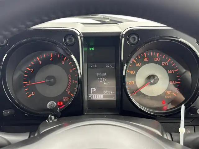 スズキ ジムニー シエラ JC 福井県 2023(令5)年 0.6万km シフォンアイボリーM カロッツェリア製ディスプレイオーディオFH8500DVS/シートヒーター  /クルコン　/純正AW /純正フォグ　/純正フロアマット　/スズキセーフティーサポート　/ビルトインETC2.0 /スマートキー　/前方ドライブレコーダー