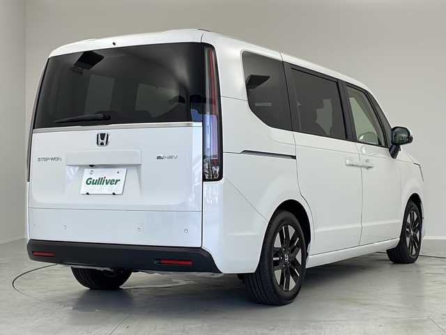 ホンダ ステップワゴン eHEV エアー EX 茨城県 2025(令7)年 0.1千km プラチナホワイトパール ホンダセンシング/純正11インチナビ/パワーバックドア/両側パワースライドドア/バックカメラ/パドルシフト/レーダークルーズコントロール/前席シートヒーター/USB/純正アルミホイール/LEDライト/フォグランプ/オートライト/オートハイビーム/スマートキー
