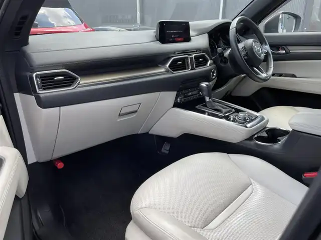 マツダ ＣＸ－８ XD Lパッケージ 滋賀県 2019(平31)年 7.4万km マシーングレープレミアムM 純正ナビ/(CD/DVD/フルセグ/Bluetooth)/全方位カメラ/ホワイトレザーシート/前席パワーシート/1.2列目シートヒーター/前席ベンチレーション/追従クルーズコントロール/ETC/前後ドラレコ/電動リアゲート/LEDヘッドライト/オートライト/スマートキー/プッシュスタート