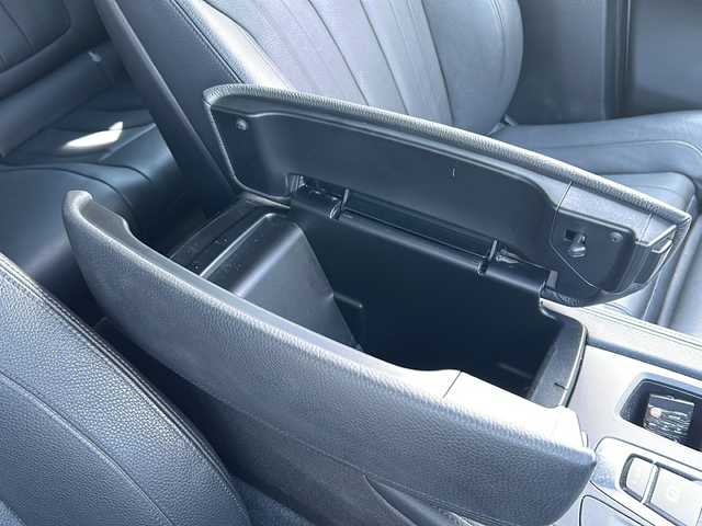 ＢＭＷ Ｘ６ xDrive35i Mスポーツ 福島県 2016(平28)年 4.4万km アルピンホワイトⅢ /禁煙車//純正ナビ・フルセグTV//バックカメラ//ETC/前後ドラレコ//サンルーフ/黒革シート//LEDオートライト//純正２０インチアルミ//ACC/電子パーキング//インテリジェントセーフティ//HDC/PDC/LCW/LDW//パーキングアシスタント//オートスタトストップ//前席パワーシート//前席シートヒーター//ステアリングスイッチ//プッシュスタート//電動格納ミラーウインカー//フロアマット//新車保証書/取扱説明書//スペアキー