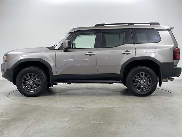 トヨタ ランドクルーザー ２５０ VX 道央・札幌 2024(令6)年 1.1万km アバンギャルドブロンズメタリック ・4WD/・ワンオーナー/・純正ナビ&BT&USB&TV&HDMI/・サンルーフ/・電動リアゲート/・全方位モニター/・トヨタセーフティセンス/・レーダークルーズコントロール/・ブラインドスポットモニター/・レザーシート/・ステアリングヒーター/・前席シートヒーター/・前席ベンチレーション/・運転席パワーシート/・純正18インチAW/・LEDヘッドライト/・LEDフォグランプ