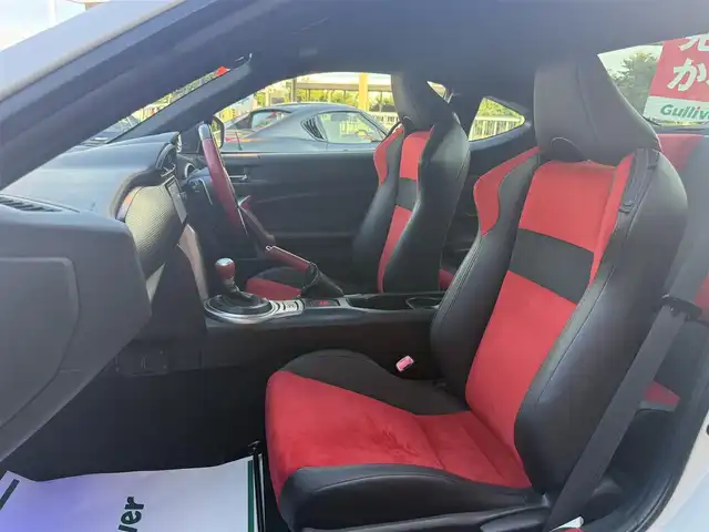 トヨタ ８６ GT リミテッド 香川県 2014(平26)年 8.6万km サテンホワイトパール 純正SDナビ/フルセグ/CD/DVD/Bluetooth/バックカメラ/モデリスタエアロ/weds18インチアルミ/キセノンヘッドライト/ドライブレコーダー/ハーフレザーシート/シートヒーター/スマートキー/純正マット/ETC