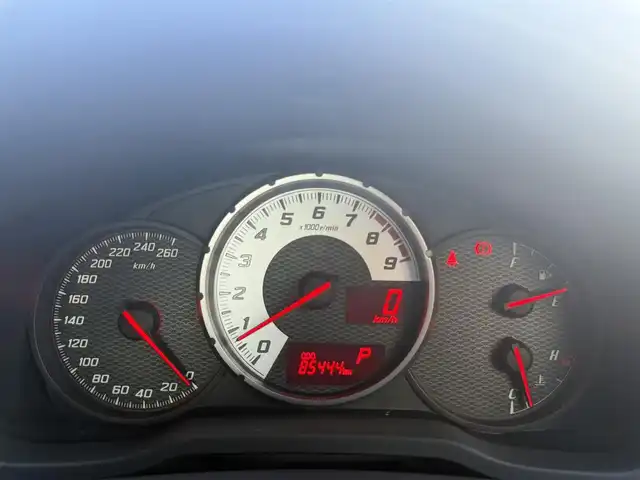 トヨタ ８６ GT リミテッド 香川県 2014(平26)年 8.6万km サテンホワイトパール 純正SDナビ/フルセグ/CD/DVD/Bluetooth/バックカメラ/モデリスタエアロ/weds18インチアルミ/キセノンヘッドライト/ドライブレコーダー/ハーフレザーシート/シートヒーター/スマートキー/純正マット/ETC