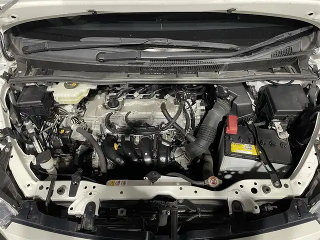 トヨタ ヴォクシー ZS 煌Ⅲ 宮城県 2021(令3)年 2.6万km ホワイトパールクリスタルシャイン 禁煙車/ワンオーナー/4WD/Toyota Safety Sense /・プリクラッシュセーフティ/・レーンディパーチャーアラート/・オートマチックハイビーム/クルーズコントロール/クリアランスソナー/寒冷地仕様/・ワイパーデアイサー/・ミラーヒーター/純正12型フリップダウンモニター/純正10型ナビ/・BT.CD.DVD.SD/・フルセグTV/バックカメラ/両側パワースライドドア/ハーフレザーシート/ビルトインETC/ドライブレコーダー（FR）/プッシュスタート/スマートキー/LEDヘッドライト/LEDフォグライト/純正フロアマット/純正16インチAW