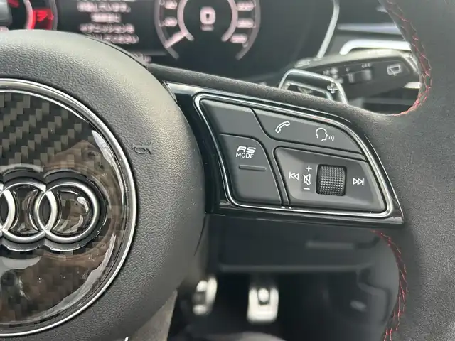 アウディ ＲＳ４ アバント 愛知県 2021(令3)年 0.4万km グレー 純正ナビ/ワンセグテレビ/バックカメラ/アラウンドビュー/Bluetooth/アイドリングストップ/ウィンカーミラー/クルーズコントロール/サンルーフ/プッシュスタート/パワーバックドア/ETC2.0/パドルシフト/バング&オルフセン/置くだけ充電
