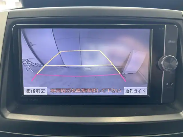 トヨタ ノア X スペシャルエディション 沖縄県 2014(平26)年 7.7万km ホワイトパールクリスタルシャイン (株)IDOMが運営する【じしゃロンコザ店】の自社ローン専用車両になりますこちらは現金またはオートローンご利用時の価格です。自社ローンご希望の方は別途その旨お申付け下さい/純正ナビ　/フルセグＴＶ　/Ｂｌｕｅｔｏｏｔｈ接続　/バックカメラ　/ＣＤ／ＤＶＤ再生　/ＥＴＣ　/両側パワースライドドア　フリップ/ダウンモニター　/オートライト　/プッシュスタート　/スマートキー