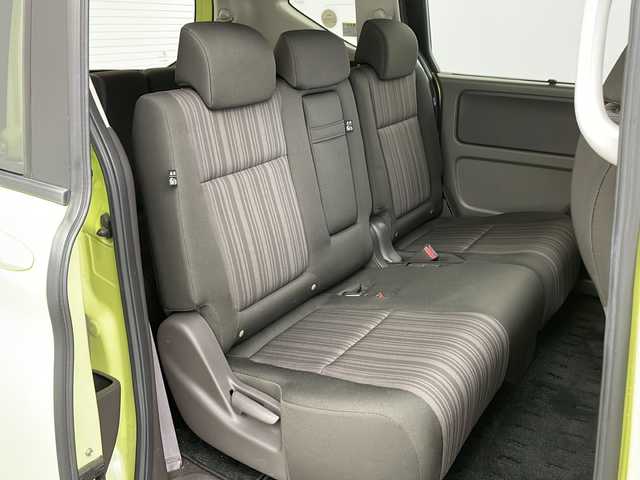 ホンダ フリード ハイブリット G ホンダセンシング 兵庫県 2016(平28)年 7.3万km シトロンドロップ ・純正ナビ（VXM-175VFNi）/・CD/DVD/BT/フルセグTV/・バックカメラ/・ホンダセンシング/・衝突軽減ブレーキ/・誤発進抑制機能/・アダプティブクルーズコントロール/・車線維持支援システム/・歩行者事故低減ステアリング/・路外逸脱抑制機能/・先行車発進お知らせ機能/・標識認識機能/・LEDヘッドライト/・オートライト/・フォグランプ/・コンフォートビューパッケージ/・Cパッケージ/・前後ドライブレコーダー（GL-03AP）/・純正フロアマット/・純正ドアバイザー/・プラズマクラスター/・サンシェード/・スマートキー/・スペアキー/・プッシュスタート