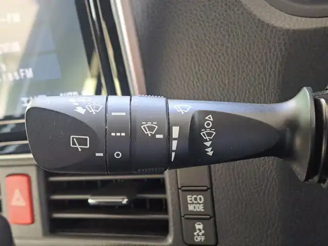 トヨタ エスクァイア Gi 大阪府 2021(令3)年 4.9万km ホワイトパールクリスタルシャイン /禁煙車//ワンオーナー車//MODELLISTAエアロ(F.S.R)//ディーラーOP9型SDナビ【NSZT-Y68T】/・フルTV/DVD/SD/CD/Bluetooth//バックカメラ//純正12.1型フリップダウンモニター【V12-R68C】//両側パワースライドドア//衝突軽減ブレーキ//オートハイビーム//レーンキープアシスト//クルーズコントロール//前席シートヒーター//前後ドラレコ【ZDR-015】//ビルトインETC//純正15AW//バックドアイージークローザー//保証書//取扱説明書//スペアキー