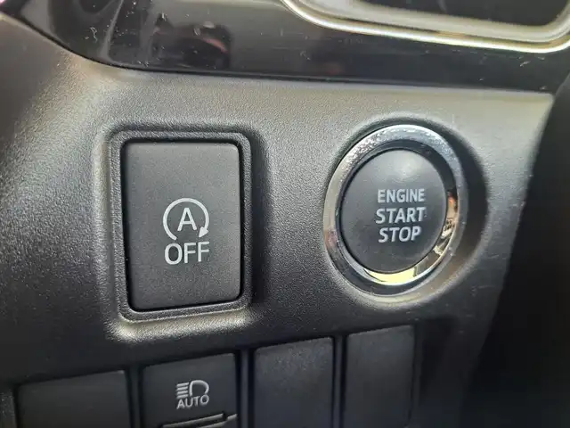 トヨタ エスクァイア Gi 大阪府 2021(令3)年 4.9万km ホワイトパールクリスタルシャイン /禁煙車//ワンオーナー車//MODELLISTAエアロ(F.S.R)//ディーラーOP9型SDナビ【NSZT-Y68T】/・フルTV/DVD/SD/CD/Bluetooth//バックカメラ//純正12.1型フリップダウンモニター【V12-R68C】//両側パワースライドドア//衝突軽減ブレーキ//オートハイビーム//レーンキープアシスト//クルーズコントロール//前席シートヒーター//前後ドラレコ【ZDR-015】//ビルトインETC//純正15AW//バックドアイージークローザー//保証書//取扱説明書//スペアキー