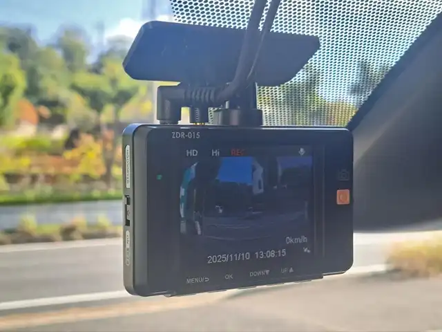 トヨタ エスクァイア Gi 大阪府 2021(令3)年 4.9万km ホワイトパールクリスタルシャイン /禁煙車//ワンオーナー車//MODELLISTAエアロ(F.S.R)//ディーラーOP9型SDナビ【NSZT-Y68T】/・フルTV/DVD/SD/CD/Bluetooth//バックカメラ//純正12.1型フリップダウンモニター【V12-R68C】//両側パワースライドドア//衝突軽減ブレーキ//オートハイビーム//レーンキープアシスト//クルーズコントロール//前席シートヒーター//前後ドラレコ【ZDR-015】//ビルトインETC//純正15AW//バックドアイージークローザー//保証書//取扱説明書//スペアキー