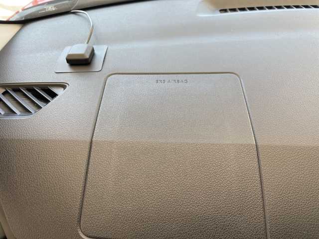 ダイハツ ロッキー プレミアム G HEV 埼玉県 2022(令4)年 3.2万km ブラックマイカメタリック/コンパーノレッド スマートアシスト /9インチメモリナビ /バックカメラ /レーダークルーズコントロール /LEDオート /ハーフレザーシート /シートヒーター /純正17インチアルミホイール /ステアリングスイッチ /純正ETC