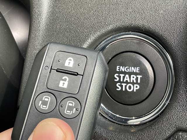 スズキ ソリオ HV MZ 愛知県 2024(令6)年 0.9万km スピーディーブルーM スズキセーフティサポート/純正9型ディスプレイオーディオナビ/全方位カメラ/両側パワースライドドア/レーダークルーズコントロール/シートヒーター/バックカメラ/ヘッドアップディスプレイ/コーナーセンサー/純正アルミホイール/LEDヘッドライト/オートマチックハイビーム/ドライブレコーダー/ETC/衝突軽減システム/フルセグ/CD DVD/Bluetooth/ステアリングスイッチ/スマートキー/プッシュスタート