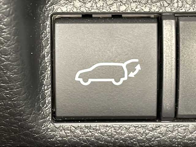 トヨタ ＲＡＶ４ アドベンチャー 広島県 2022(令4)年 3.5万km グレーメタリック ＡＬＰＩＮＥ９型ナビ　/シートヒーター　/エアシート　/パワーシート　/電動リアゲート　/レーダークルーズコントロール　/バックカメラ　/ALPINEデジタルルームミラー/ステアリングヒーター　/オートハイビーム　/ETC　/ドラレコ/純正18インチアルミホイール（225/60/R18)/エアバック（運転席/助手席/サイド）