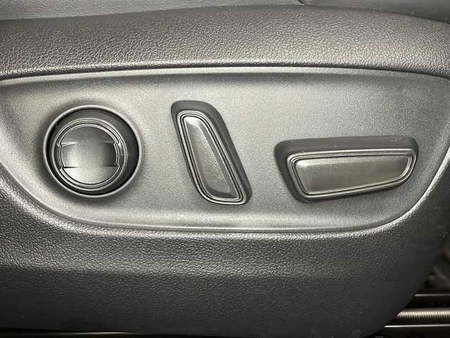 トヨタ ＲＡＶ４ アドベンチャー 広島県 2022(令4)年 3.5万km グレーメタリック ＡＬＰＩＮＥ９型ナビ　/シートヒーター　/エアシート　/パワーシート　/電動リアゲート　/レーダークルーズコントロール　/バックカメラ　/ALPINEデジタルルームミラー/ステアリングヒーター　/オートハイビーム　/ETC　/ドラレコ/純正18インチアルミホイール（225/60/R18)/エアバック（運転席/助手席/サイド）