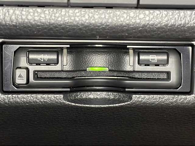 トヨタ ＲＡＶ４ アドベンチャー 広島県 2022(令4)年 3.5万km グレーメタリック ＡＬＰＩＮＥ９型ナビ　/シートヒーター　/エアシート　/パワーシート　/電動リアゲート　/レーダークルーズコントロール　/バックカメラ　/ALPINEデジタルルームミラー/ステアリングヒーター　/オートハイビーム　/ETC　/ドラレコ/純正18インチアルミホイール（225/60/R18)/エアバック（運転席/助手席/サイド）