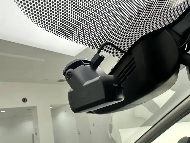 日産 セレナ e－パワー ハイウェイスター V 兵庫県 2022(令4)年 4.3万km ブリリアントホワイトパール 2トーン ・純正SDナビ/・アラウンドビューモニター/・純正前方ドライブレコーダー/・ETC/・両側パワースライドドア/・デジタルインナーミラー/・電子パーキングブレーキ/・プロパイロット/・衝突軽減ブレーキ/・レーンキープアシスト/・追従クルーズコントロール/・ブラインドスポットモニター/・純正15インチアルミホイール/・オートライト/・オートハイビーム/・LEDヘッドライト/・フォグランプ/・純正フロアマット/・スマートキー/・スペアキー1本/・プッシュスタート