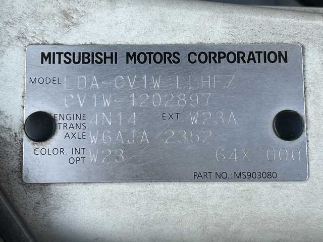 三菱 デリカＤ：５ D－Power package 大阪府 2017(平29)年 7.5万km ウォームホワイトパール フリップダウンモニター（アルパイン）　クルーズコントロール　シートヒーター　両側パワースライドドア　バックカメラ　ＥＴＣ　クラリオンナビ　フルセグＴＶ　ＣＤ　ＤＶＤ　Ｂｌｕｅｔｏｏｔｈ　　純正１8ＡＷ　純正オーディオ　ダッシュマット　社外フロアマット　HIDヘッドライト　スマートキー　スペアキー1　