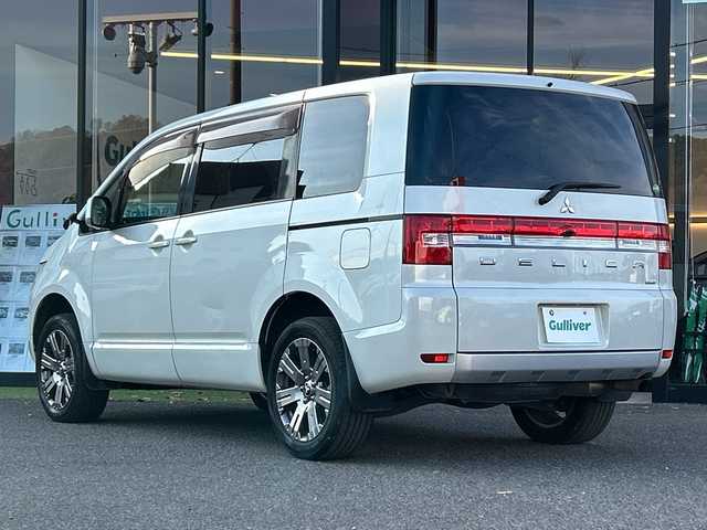 三菱 デリカＤ：５ D－Power package 大阪府 2017(平29)年 7.5万km ウォームホワイトパール フリップダウンモニター（アルパイン）　クルーズコントロール　シートヒーター　両側パワースライドドア　バックカメラ　ＥＴＣ　クラリオンナビ　フルセグＴＶ　ＣＤ　ＤＶＤ　Ｂｌｕｅｔｏｏｔｈ　　純正１8ＡＷ　純正オーディオ　ダッシュマット　社外フロアマット　HIDヘッドライト　スマートキー　スペアキー1　