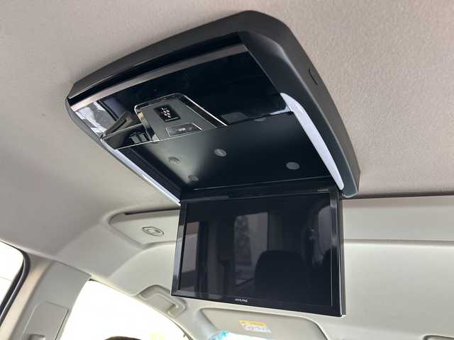 三菱 デリカＤ：５ D－Power package 大阪府 2017(平29)年 7.5万km ウォームホワイトパール フリップダウンモニター（アルパイン）　クルーズコントロール　シートヒーター　両側パワースライドドア　バックカメラ　ＥＴＣ　クラリオンナビ　フルセグＴＶ　ＣＤ　ＤＶＤ　Ｂｌｕｅｔｏｏｔｈ　　純正１8ＡＷ　純正オーディオ　ダッシュマット　社外フロアマット　HIDヘッドライト　スマートキー　スペアキー1　