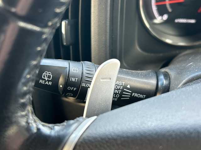 三菱 デリカＤ：５ D－Power package 大阪府 2017(平29)年 7.5万km ウォームホワイトパール フリップダウンモニター（アルパイン）　クルーズコントロール　シートヒーター　両側パワースライドドア　バックカメラ　ＥＴＣ　クラリオンナビ　フルセグＴＶ　ＣＤ　ＤＶＤ　Ｂｌｕｅｔｏｏｔｈ　　純正１8ＡＷ　純正オーディオ　ダッシュマット　社外フロアマット　HIDヘッドライト　スマートキー　スペアキー1　