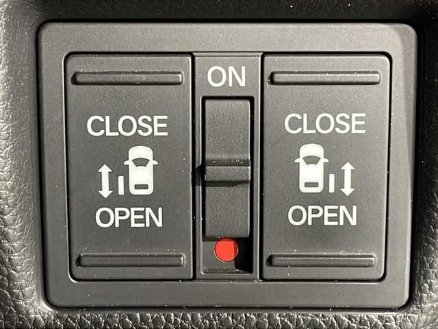 ホンダ Ｎ ＢＯＸ カスタム G EX ターボ ホンダセンシング 広島県 2019(平31)年 3.8万km プラチナホワイトパール 純正ディスプレイオーディオ（WX-171CP）/両側パワースライドドア/バックカメラ/ハーフレザーシート/ホンダセンシング/・衝突軽減ブレーキ/・レーンキープアシスト/・アダプティブクルーズコントロール/・誤発進抑制機能/LEDヘッドランプ/フォグランプ/USB/HDMI入力端子/ETC/ドライブレコーダー