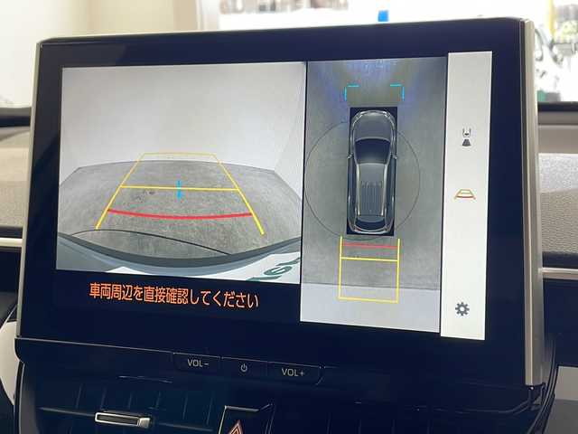 トヨタ カローラ クロス ハイブリッド Z 兵庫県 2025(令7)年 0.1万km未満 セメントグレーメタリック ・登録済未使用車/・ディスプレイオーディオPlus/10.5インチディスプレイ/コネクティドナビ対応/AppleCarplay、Andoroid Auto、Miracast対応/Bluetooth対応/・ビルドインETC2.0/・ハーフレザーシート/・運転席８ウェイパワーシート/・シートヒーター（運転席・助手席）/・電動ランバーサポート/・ルーフレール/・パノラマルーフ/・フロントロアグリル/・リヤロアバンパー/・Bi-Beam LEDライト/・リヤコンビネーションランプ/・LEDハイマウントストップランプ/・LEDフロントフォグランプ/・UVカット機能付きウインドシールドグリーンガラス/・防眩インナーミラー/・Toyota Safety Sense/プリクラッシュセーフティ/レーントレーシングアシスト＋レーンディバーチャーアラート/レーダークルーズコントロール/オートマチックハイビーム/ドライバー異常時対応システム/プロアクティブドライビングアシスト/発進遅れ告知機能/・ブラインドスポットモニター＋安心降車アシスト/・前方ドライブレコーダー＋バックガイドモニター/・車両接近通報機能/・パーキングサポートブレーキ（前後方静止物）/・オートエアコン＆ヒーターコントロールパネル